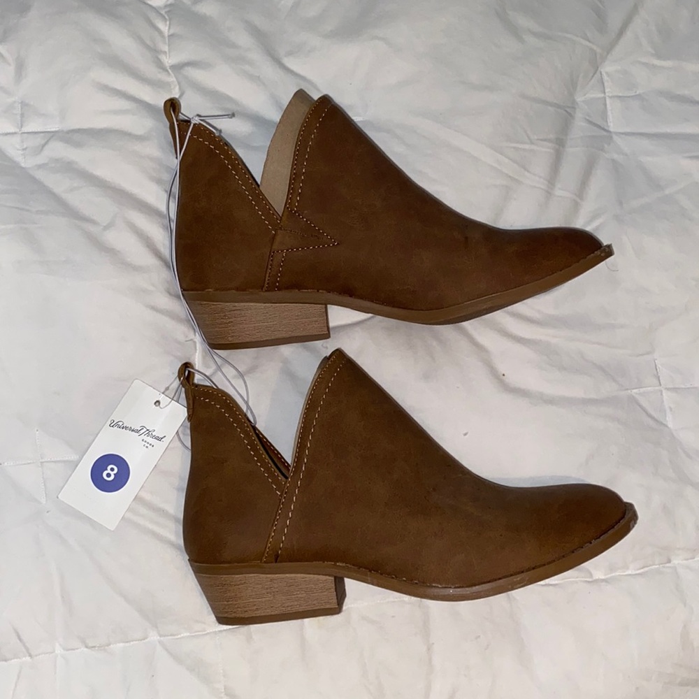 New Brown Universal Thread Ankle Booties